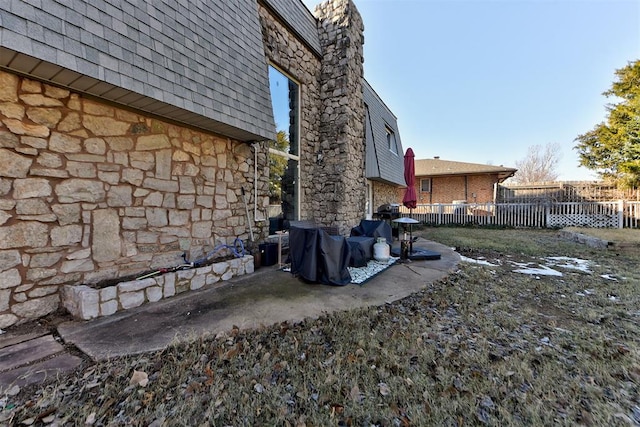 view of yard with a patio area