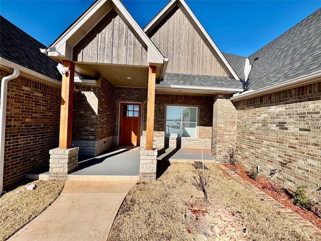 doorway to property with a patio area