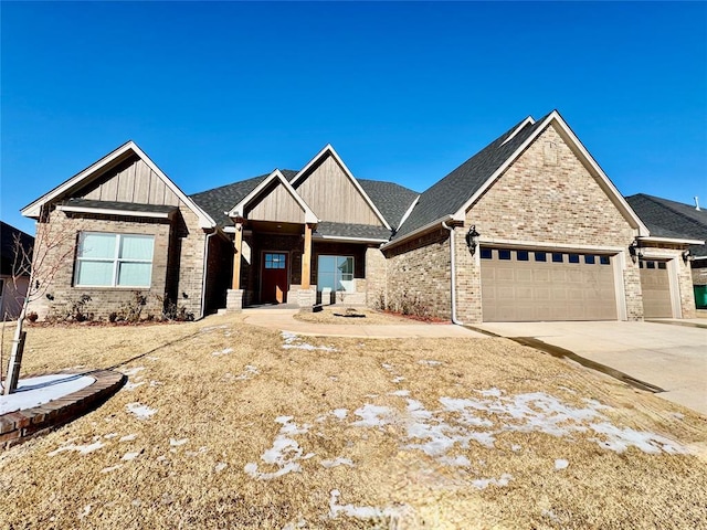 craftsman-style home featuring a garage