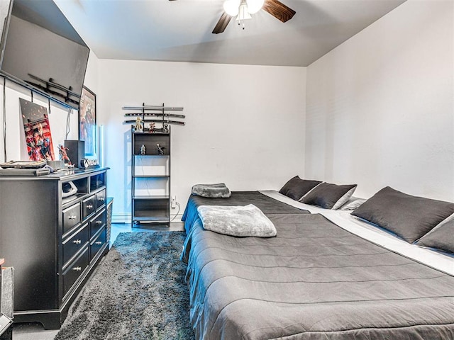 bedroom with carpet flooring and ceiling fan