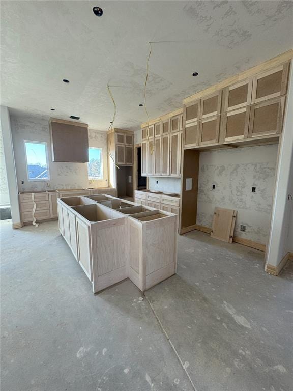 kitchen featuring a kitchen island