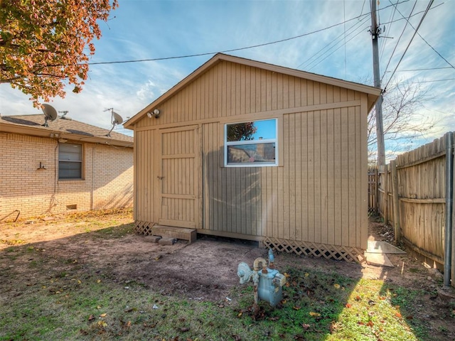 view of outbuilding