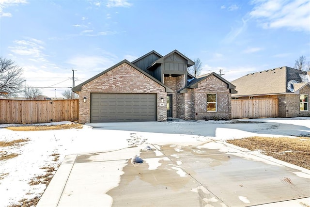 view of front of property featuring a garage