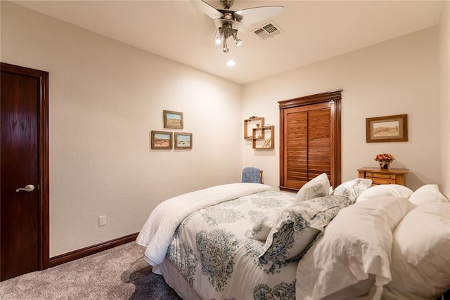 bedroom with carpet flooring and ceiling fan