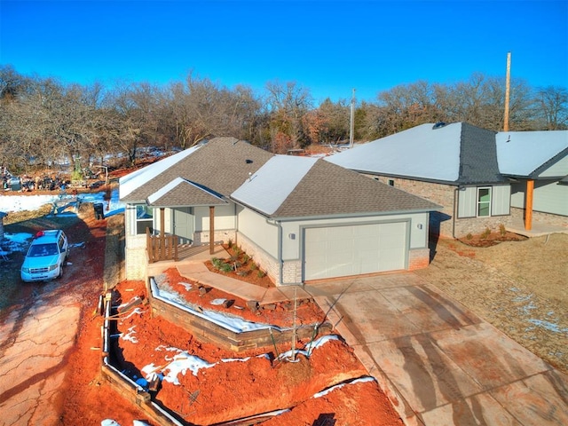 view of front of house with a garage