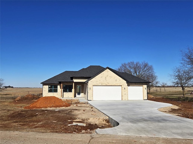 view of front of house with a garage