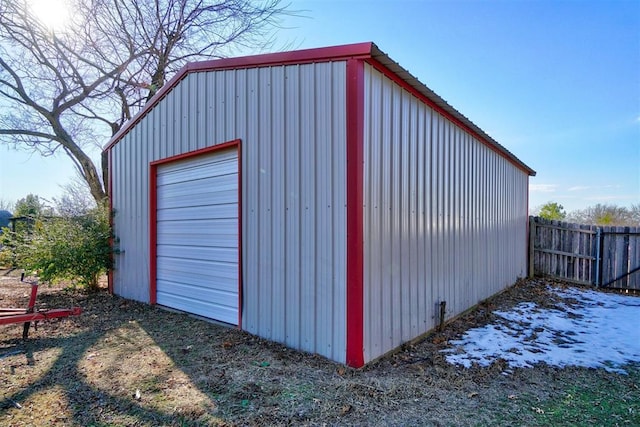 view of outdoor structure featuring a garage