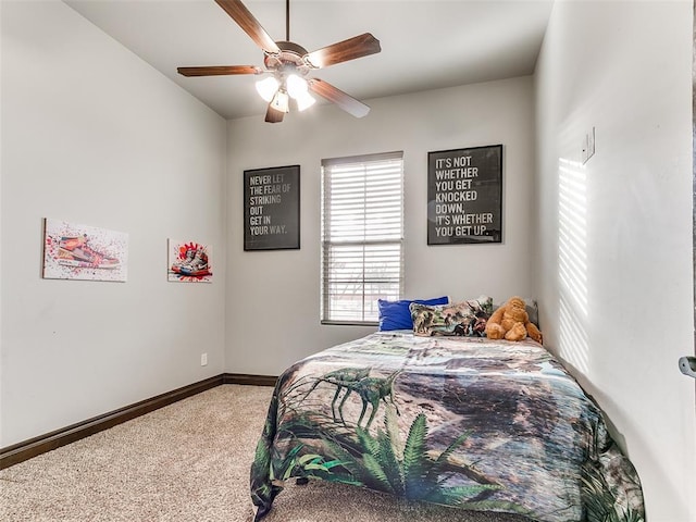 bedroom featuring ceiling fan