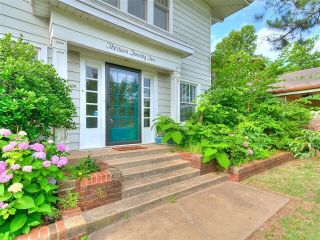 1322 NW 21st St, Oklahoma City, OK 73106 - view of property entrance