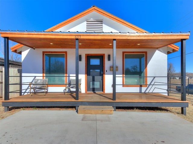 exterior space featuring a porch