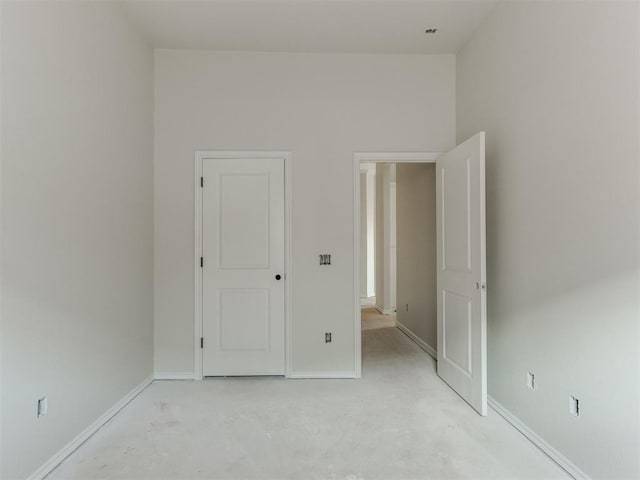 3305 NW 178th Ter, Edmond, OK 73012 - unfurnished bedroom with baseboards