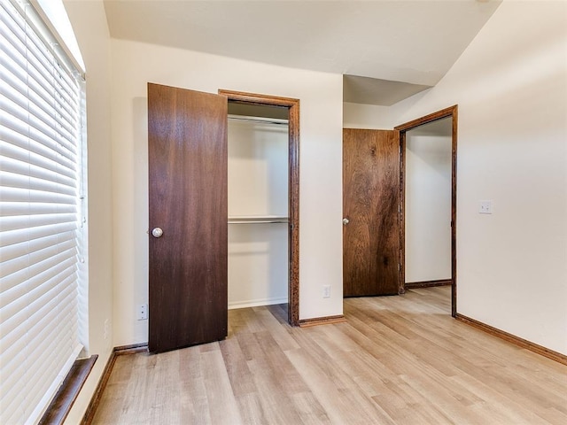 unfurnished bedroom featuring light hardwood / wood-style floors