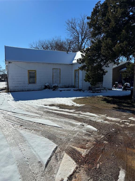 view of front of house