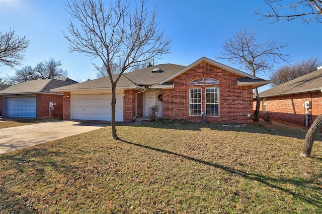 ranch-style house featuring a front lawn and a garage