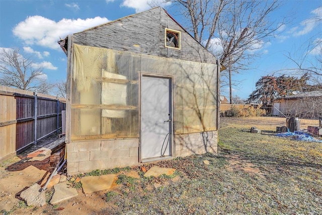 view of outbuilding