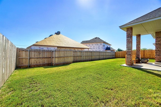 view of yard with a patio