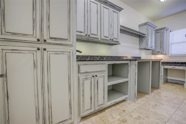 kitchen featuring gray cabinets