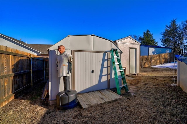 view of outbuilding