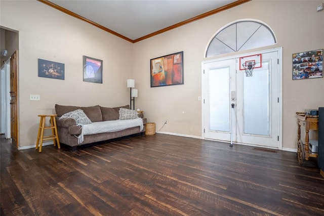 entryway featuring dark wood-type flooring and crown molding