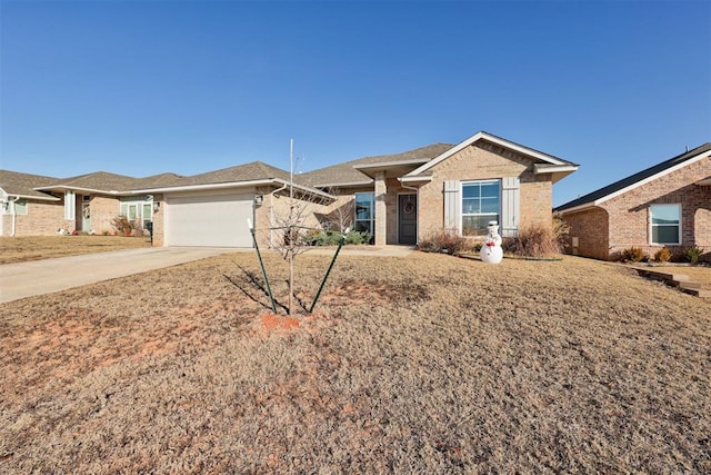 single story home featuring a garage