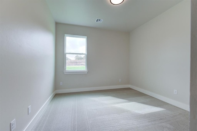 unfurnished room featuring carpet floors