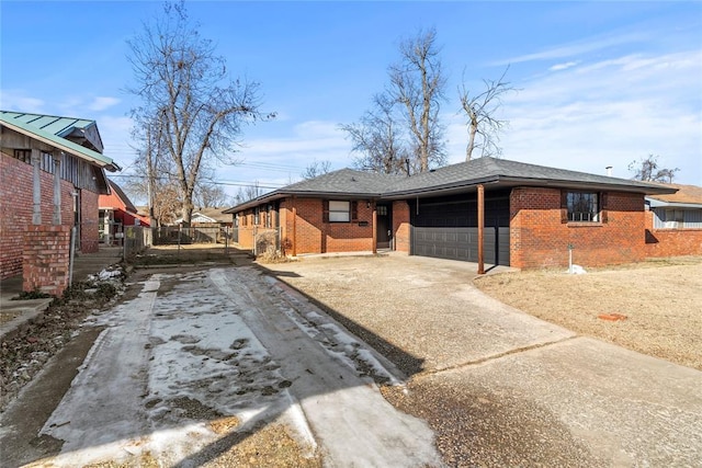 view of front of house featuring a garage