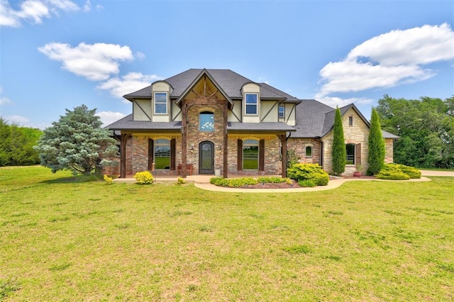 view of front of property with a front lawn