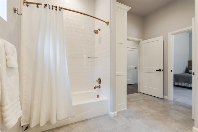 bathroom featuring shower / bath combo