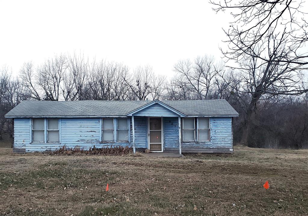 view of single story home