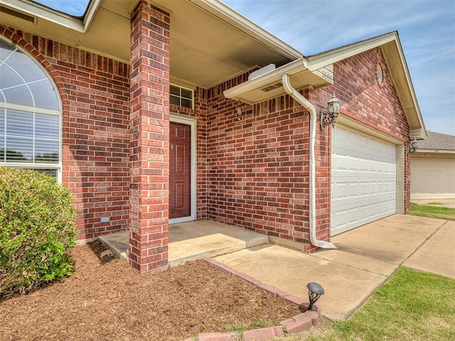 property entrance featuring a garage