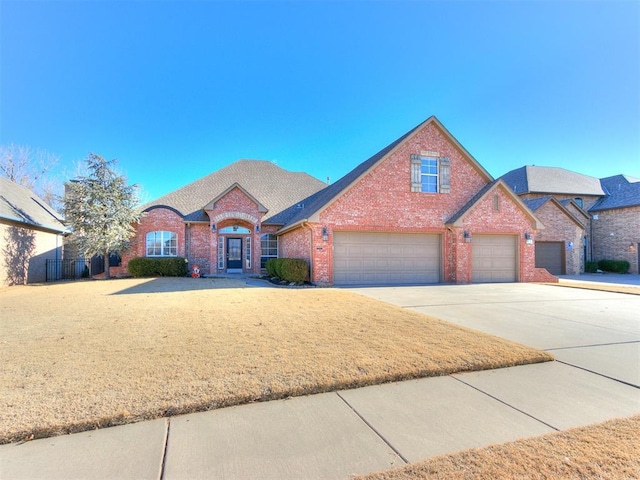 view of front of property featuring a garage