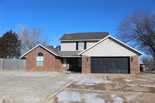 view of front property featuring a garage