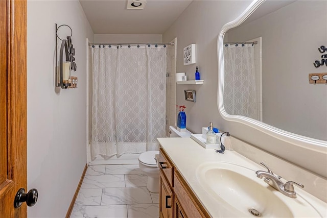full bathroom with curtained shower, baseboards, toilet, marble finish floor, and vanity