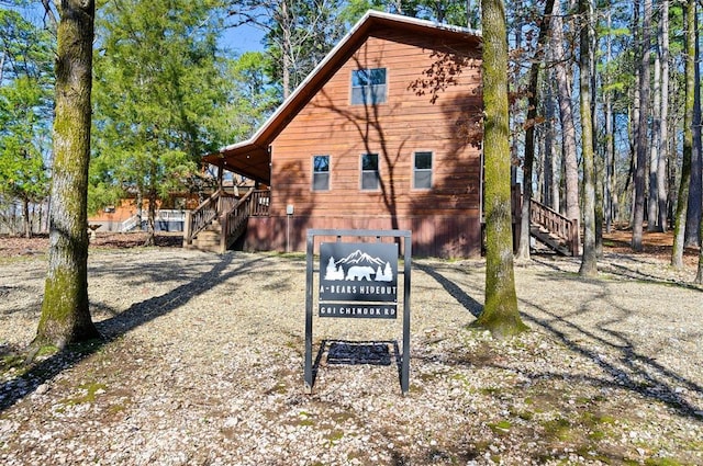 view of front facade