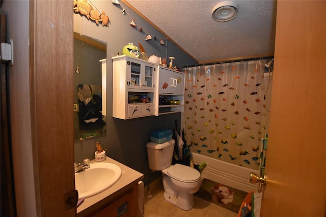 full bathroom featuring shower / tub combo with curtain, tile patterned flooring, vanity, a textured ceiling, and toilet