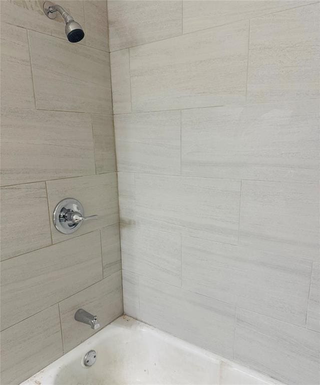 bathroom featuring shower / bath combination