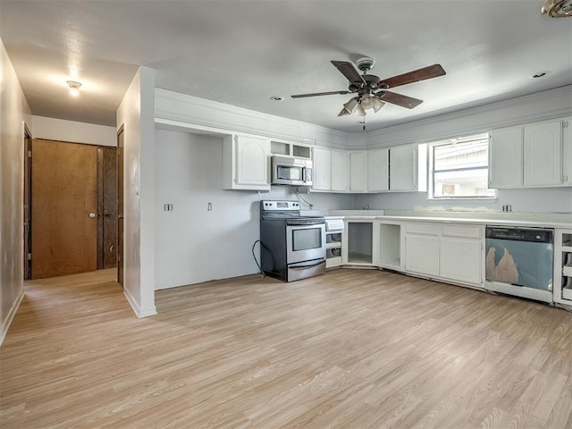 kitchen with ceiling fan, stainless steel appliances, light hardwood / wood-style flooring, and white cabinets