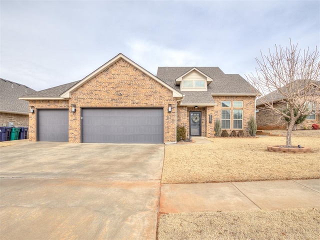 view of front facade with a garage