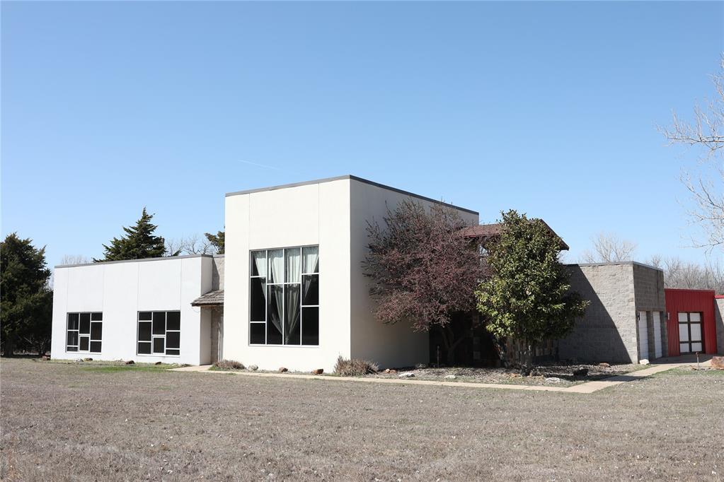 13701 Ida Ln, Jones, OK 73049 - view of front facade with stucco siding