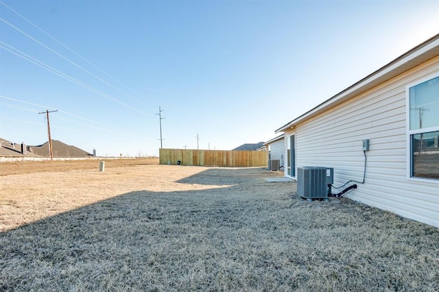 view of yard with cooling unit