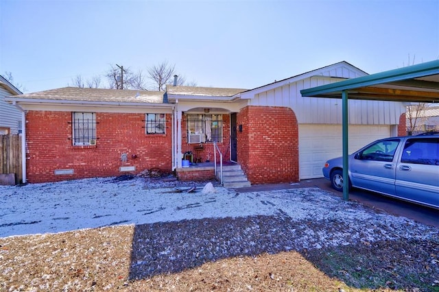 single story home featuring a garage