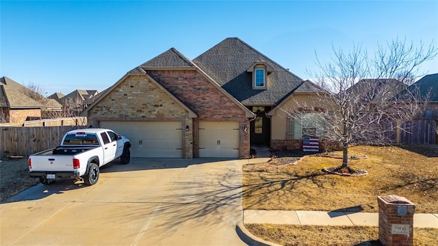 view of front facade with a garage