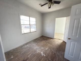 spare room with ceiling fan