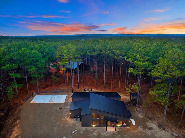 view of aerial view at dusk