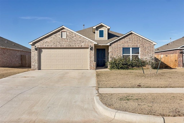 view of front facade featuring a garage