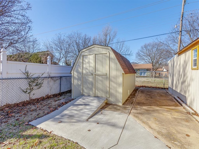 view of outbuilding