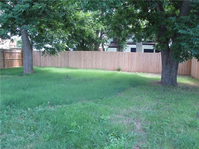 212 NE 15th St, Oklahoma City, OK 73104 - view of fenced backyard