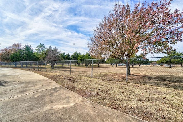 Listing photo 3 for NE 100th St, Oklahoma City OK 73131