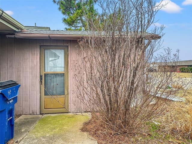 view of property entrance