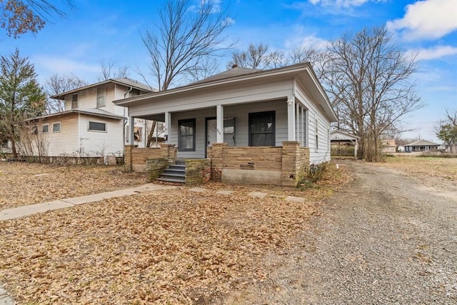 view of front of home featuring a porch